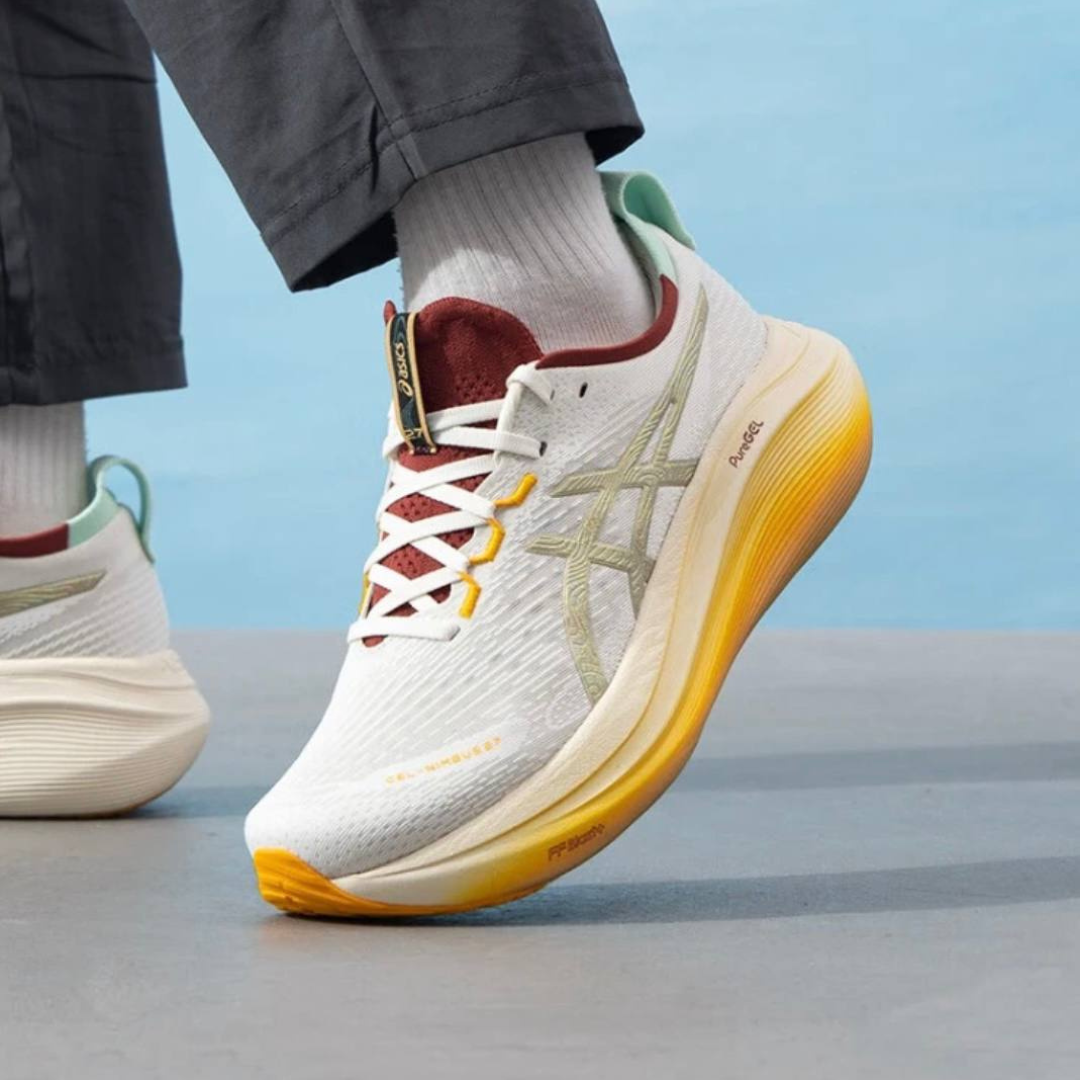 Nimbus 27 - White/Gold