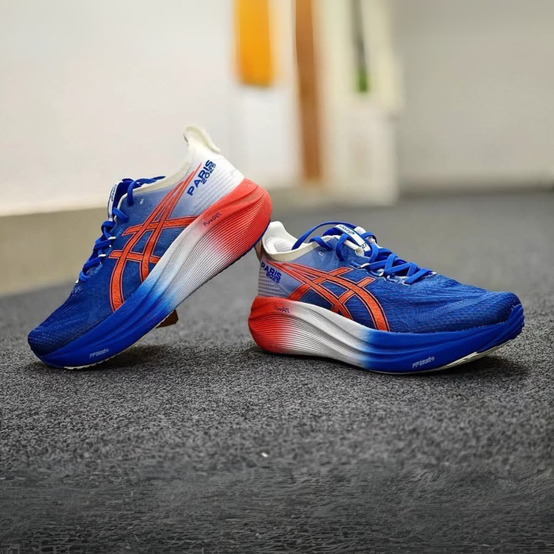 Nimbus 27 Paris - Blue/Red/White
